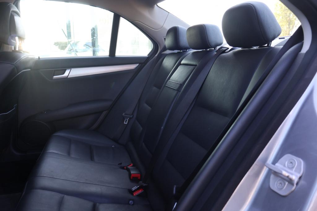 Mercedes-Benz C-Klasse 180 prestige avantgarde i trekhaak i lederen bekledi