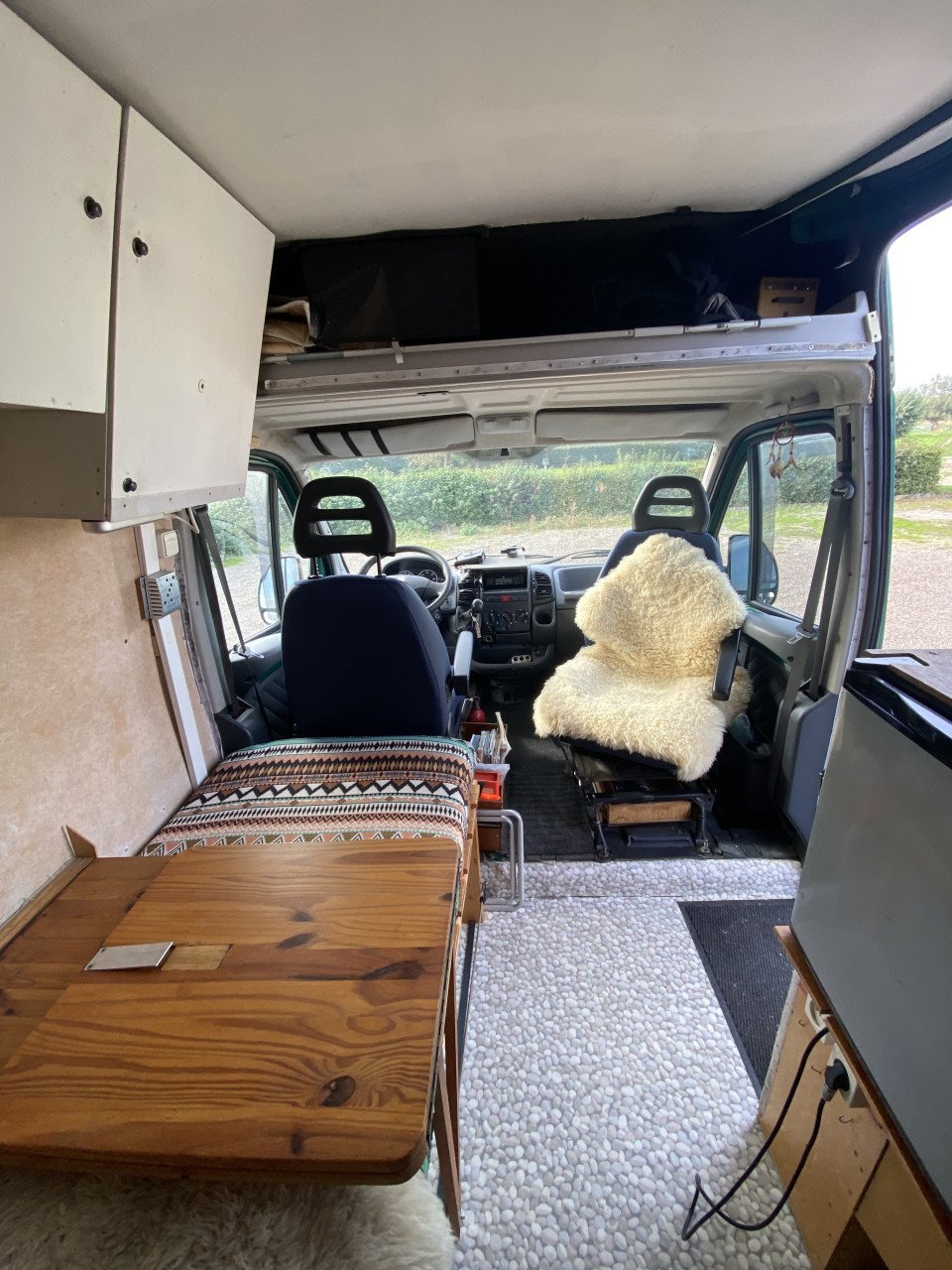 Kampeerbusje/camper te koop Peugeot Boxer off grid kamperen