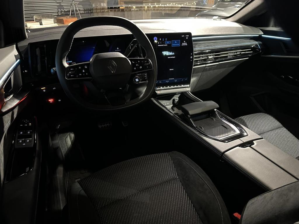 Renault Espace e-tech full hybrid 200 esprit alpine 7p.