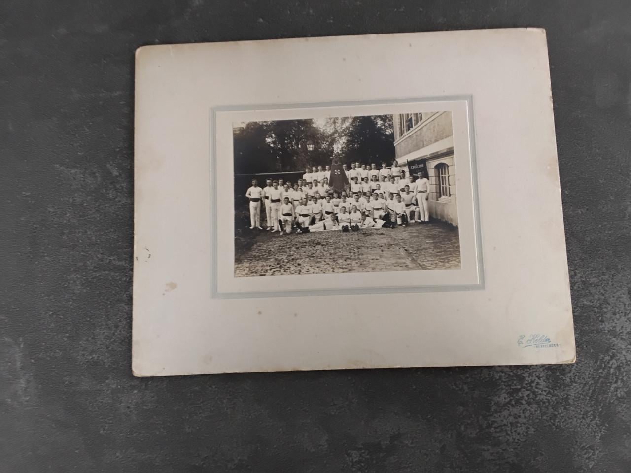 Foto op karton Middelburg Turnvereniging Exelsiorca 1920