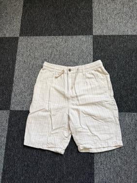 Korte broeken, zwembroeken en stoffen broek