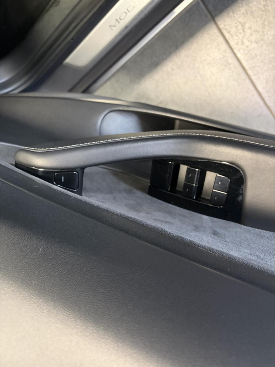 Tesla Model 3 standard rwd plus 60 kwh | autopilot | 19'' lmv | camera