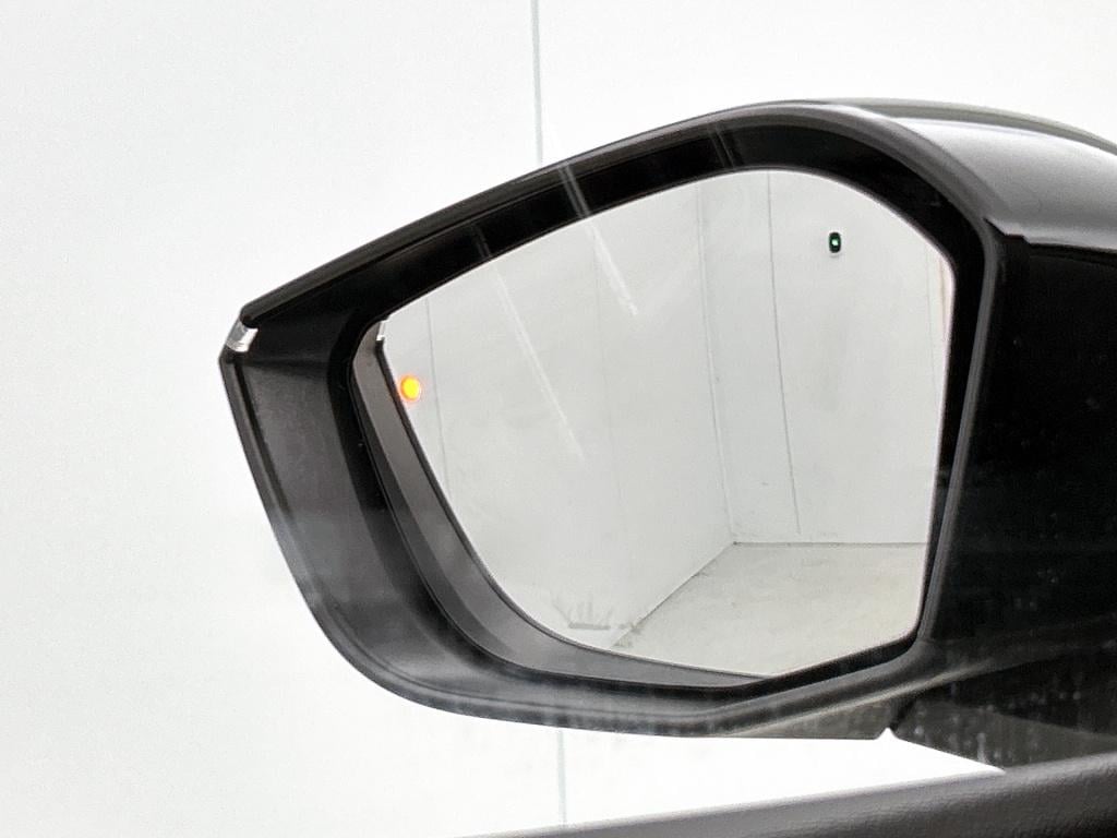 Citroen Ë-c4 X shine 50 kwh | panoramadak | head up display | rijklaar |