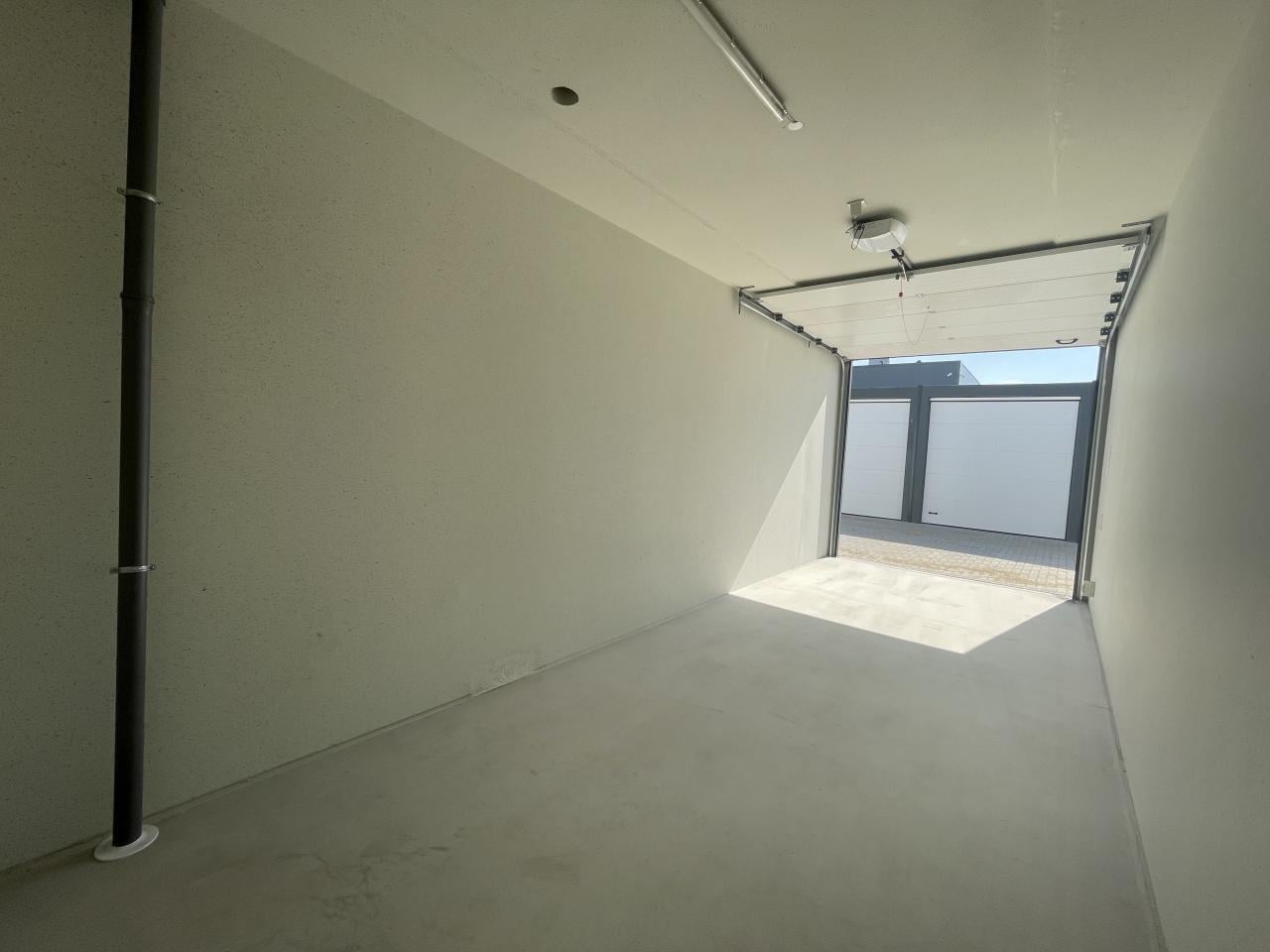 Opslagbox te huur Goes Courtinestraat (omgeving Houtkade)