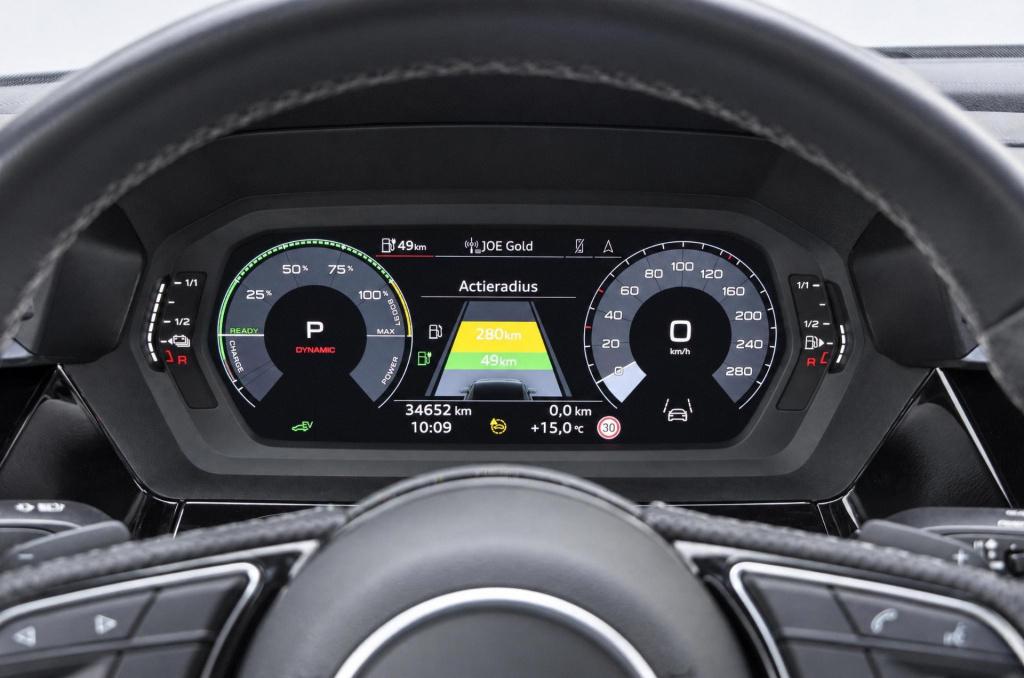 Audi A3 sportback 45 tfsi e s edition competition 245pk s-tronic soh 95%