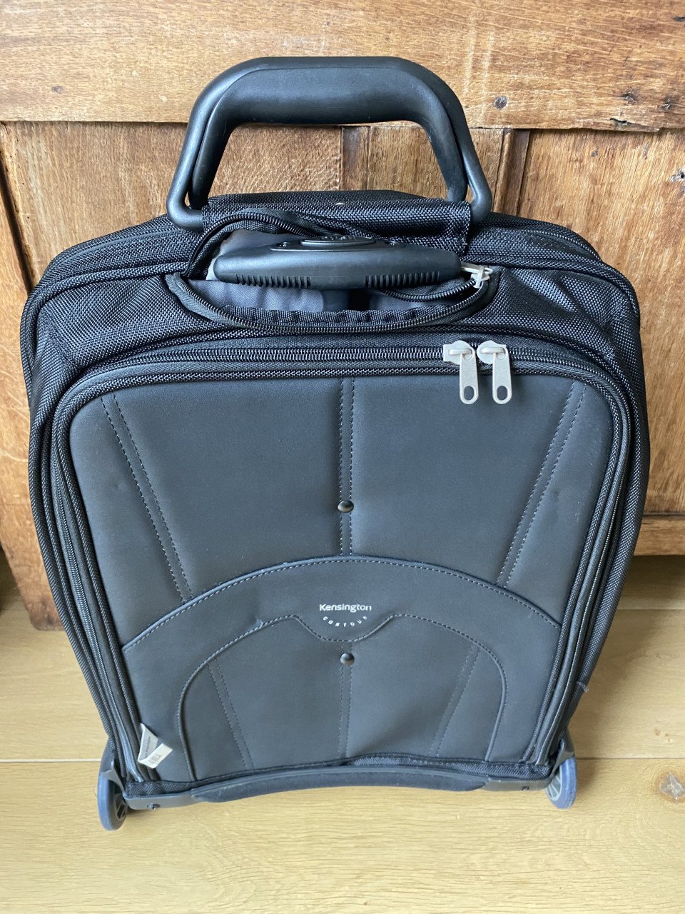Te koop: Trolley voor laptop