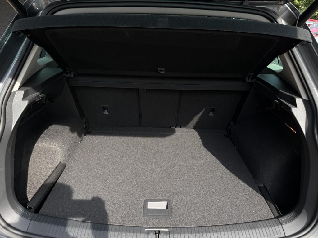Volkswagen Tiguan 1.5 tsi active business - pano - leer - 360 graden camera