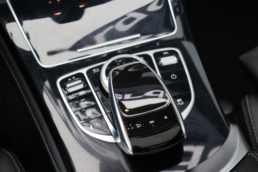 Mercedes-Benz Glc 250 d 4matic amg l panoramadak l trekhaak l stoelverwarmi