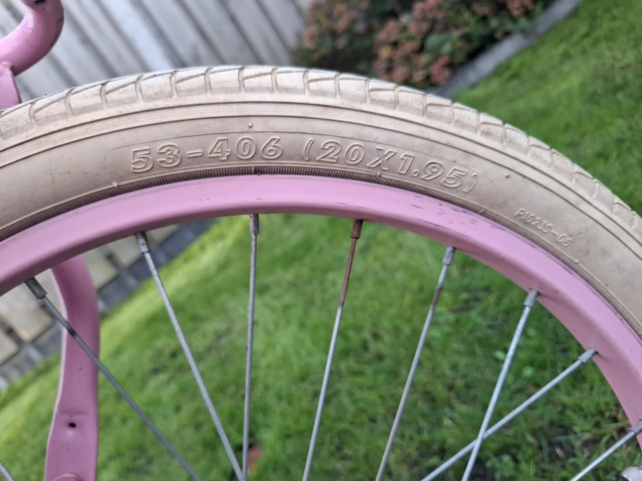 Roze meisjes fiets