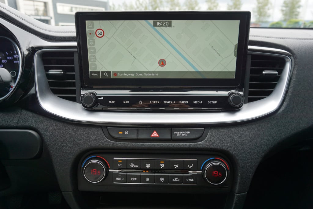 Kia Xceed 1.0 t-gdi dynamicline climate / navi / camera / cruise / lane ass