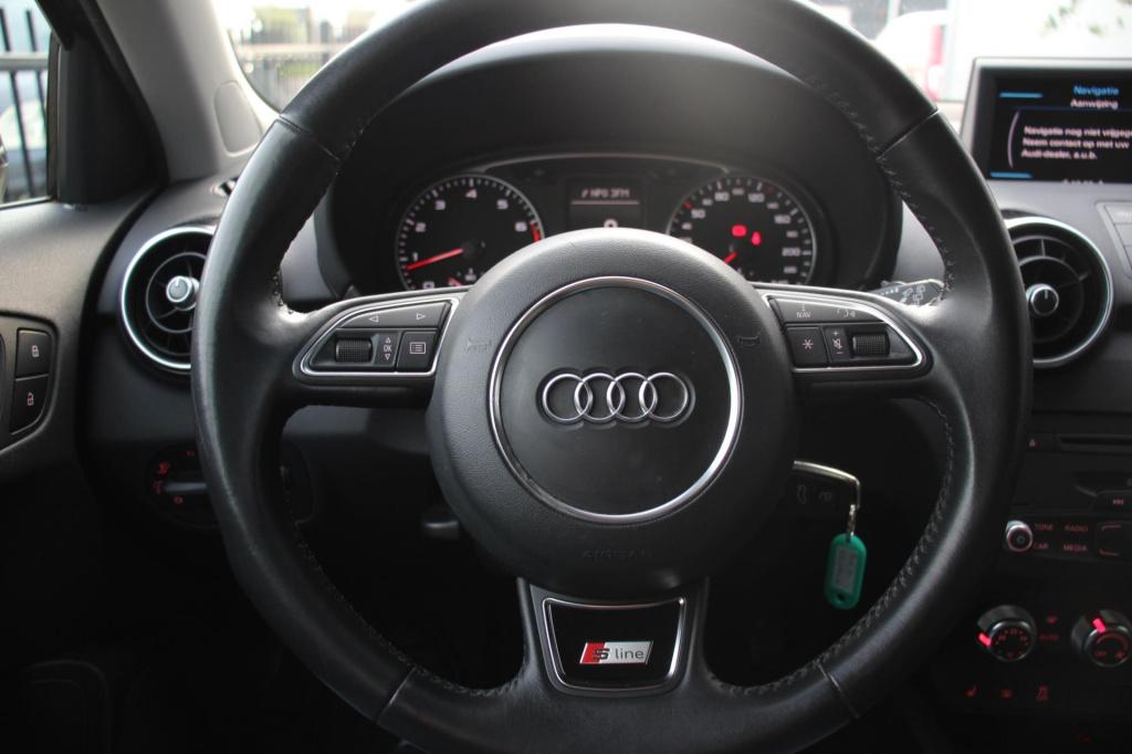 Audi A1 Sportback 1.4 tfsi s-line - stoelverwarming - parkeersensoren - 17 