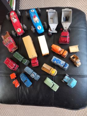 Matchbox/dinkytoys autootje's