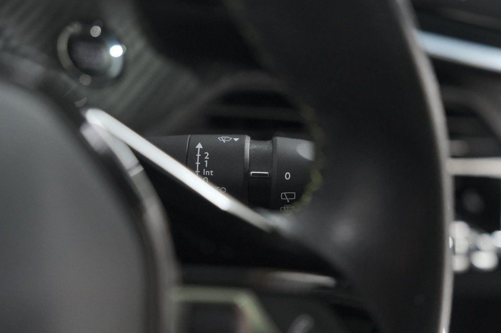 Peugeot E-2008 ev gt pack 50 kwh | schuif-/kanteldak | adaptieve cruise con