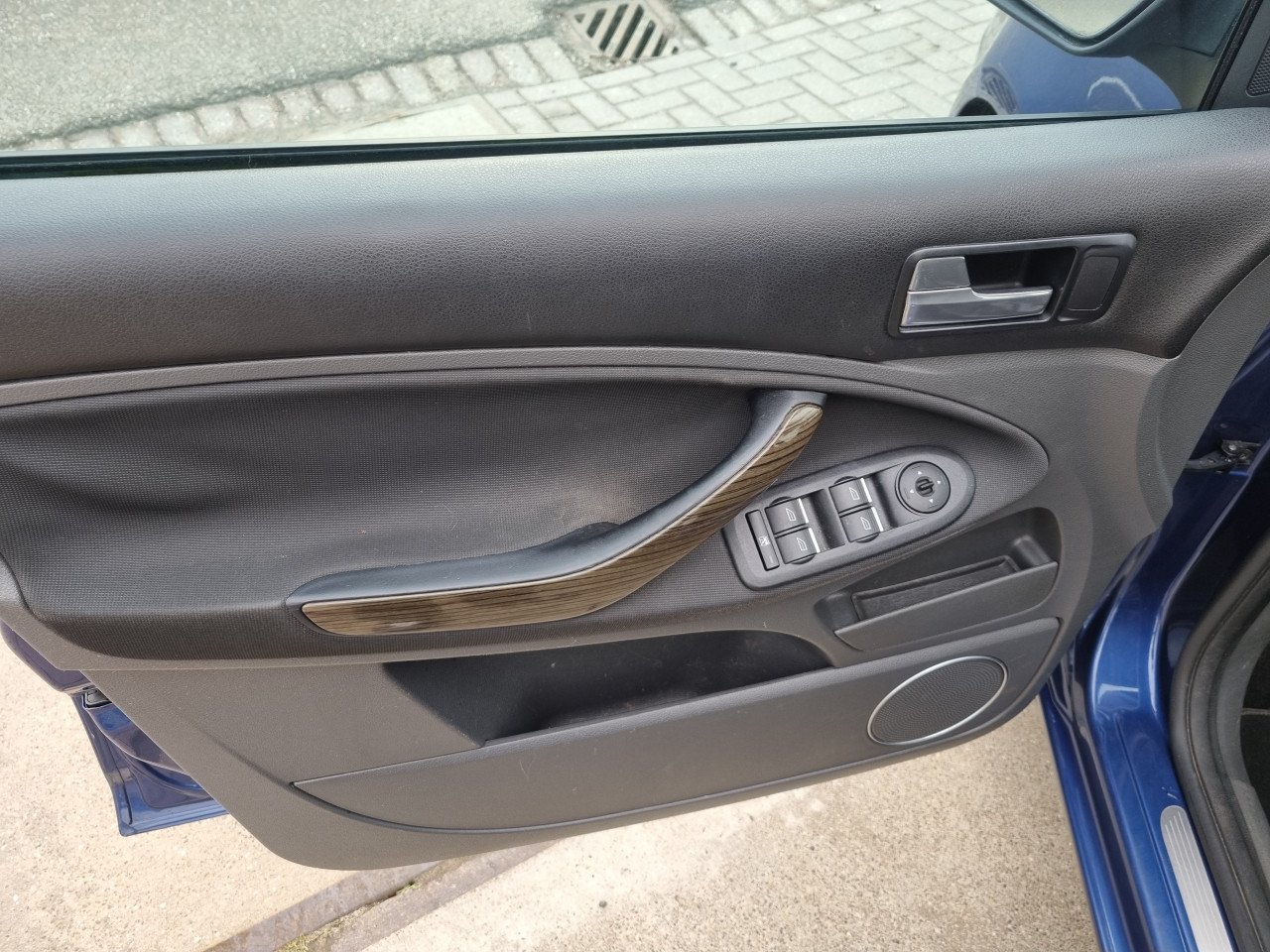 Ford C-MAX 1.8- 16V Ghia Flexifuel