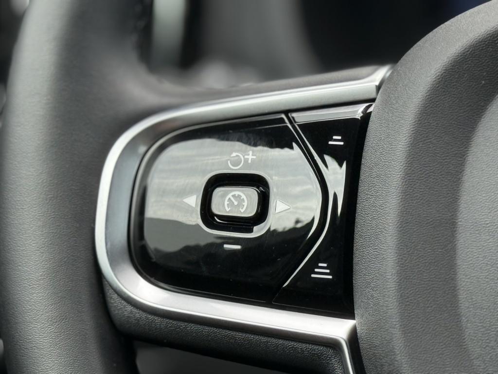 Volvo XC60 t6 398pk recharge ultra black edition| luchtvering| panodak| 360