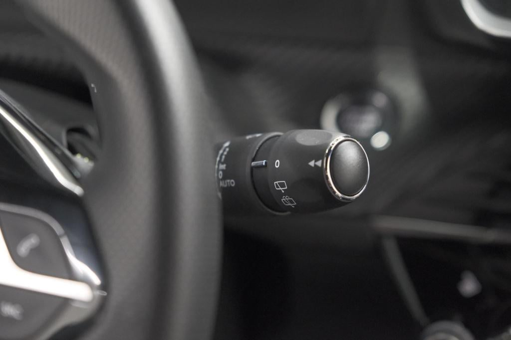 Peugeot 2008 puretech 130 eat8 gt-line | camera | dodehoekdetectie | adapti
