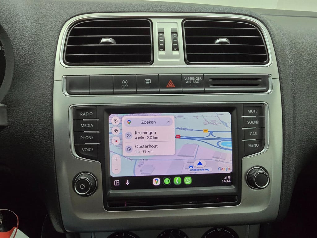 Volkswagen Polo occasion 1.0 bluemotion edition zeer zuinig met carplay rad