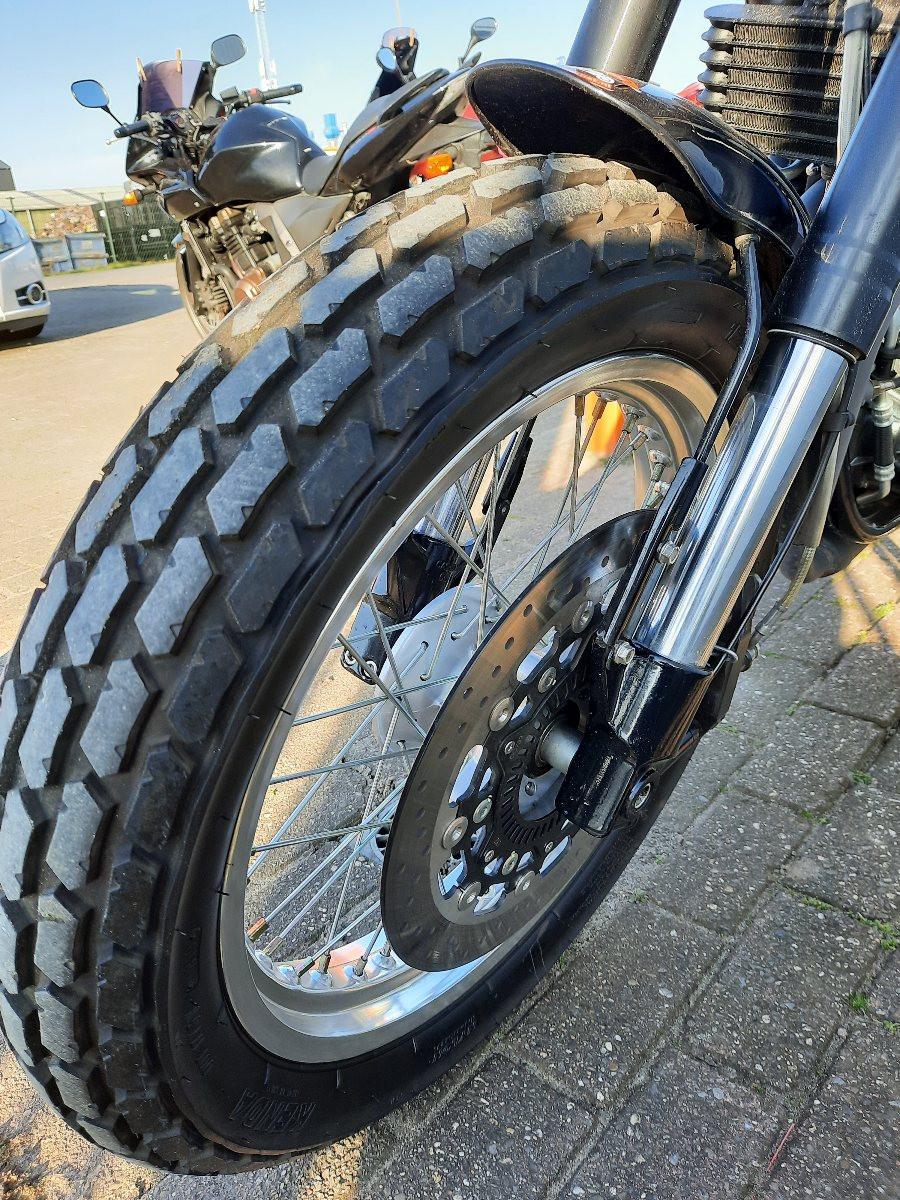 Bijna nieuwe Mash Dirt Track 650