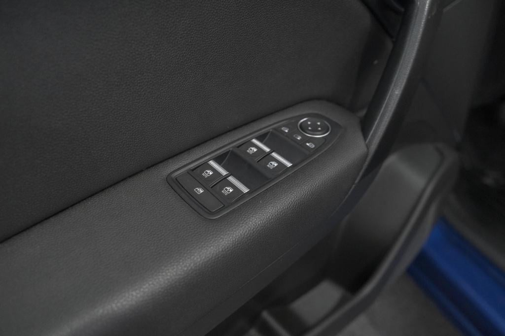 Renault Captur 1.6 e-tech plug-in hybrid 160 intens | camera | 9.3 inch gro