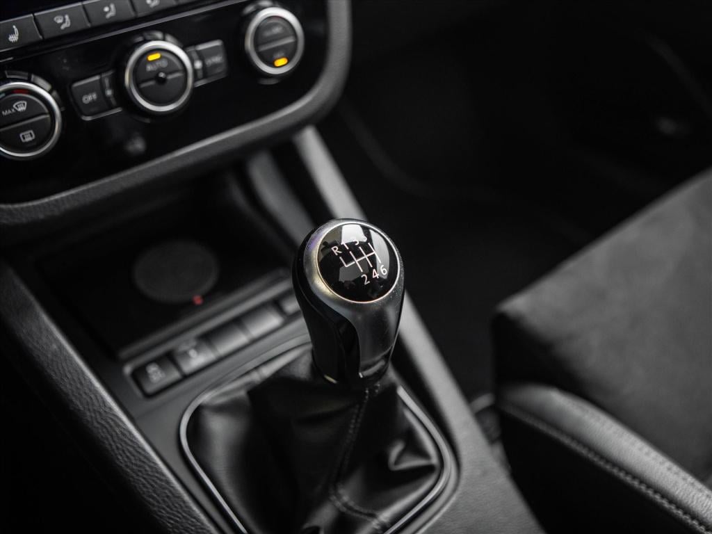 Volkswagen Scirocco 2.0 tsi 265 pk r | kuipstoel | dyna-audio | panoramadak