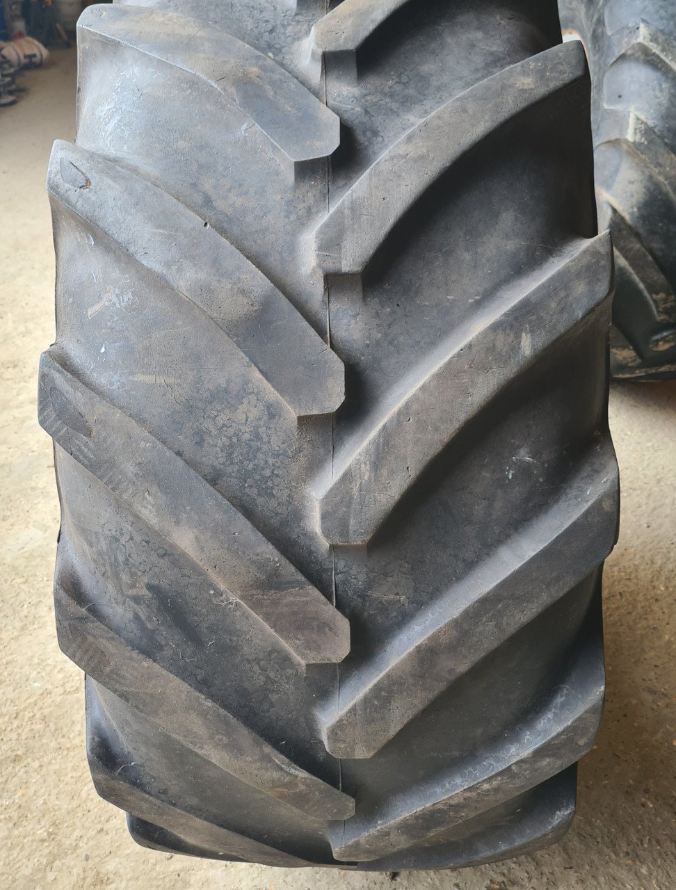 Michelin 620 / 70 x 26 XM27