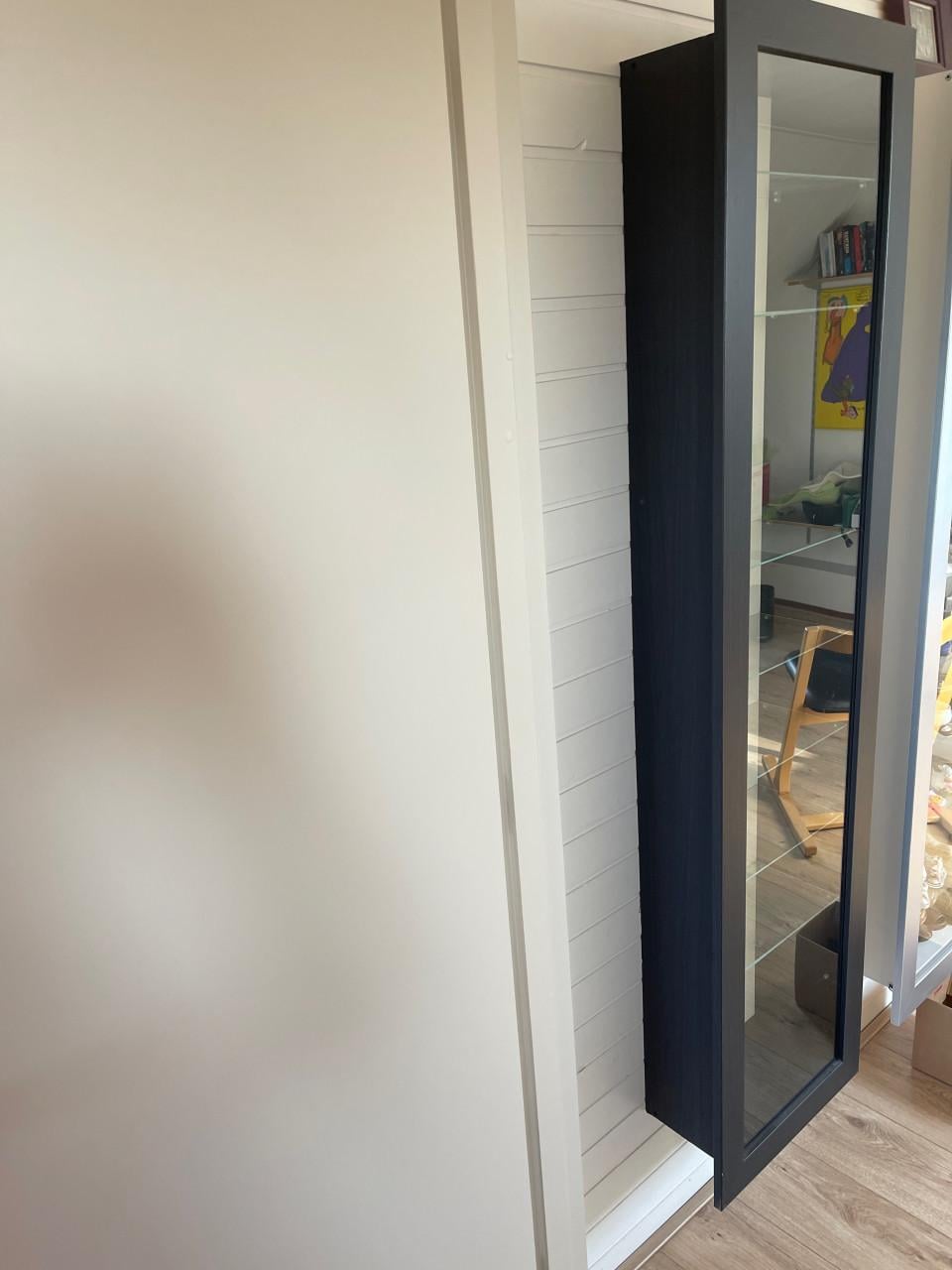 Vitrine wandkast van ikea
