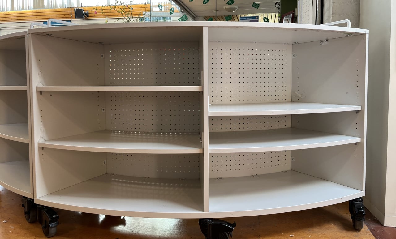 Boekenkasten wit op wielen