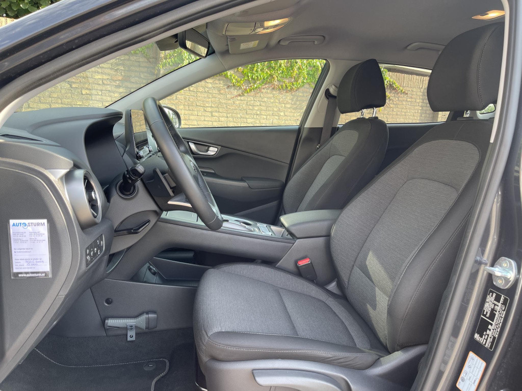 Hyundai Kona ev fashion 39 kwh