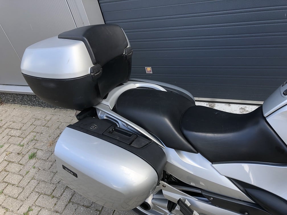 BMW R1200RT uit 2009 met 66 dkm, full option, nieuwe banden, rijklaar €5250