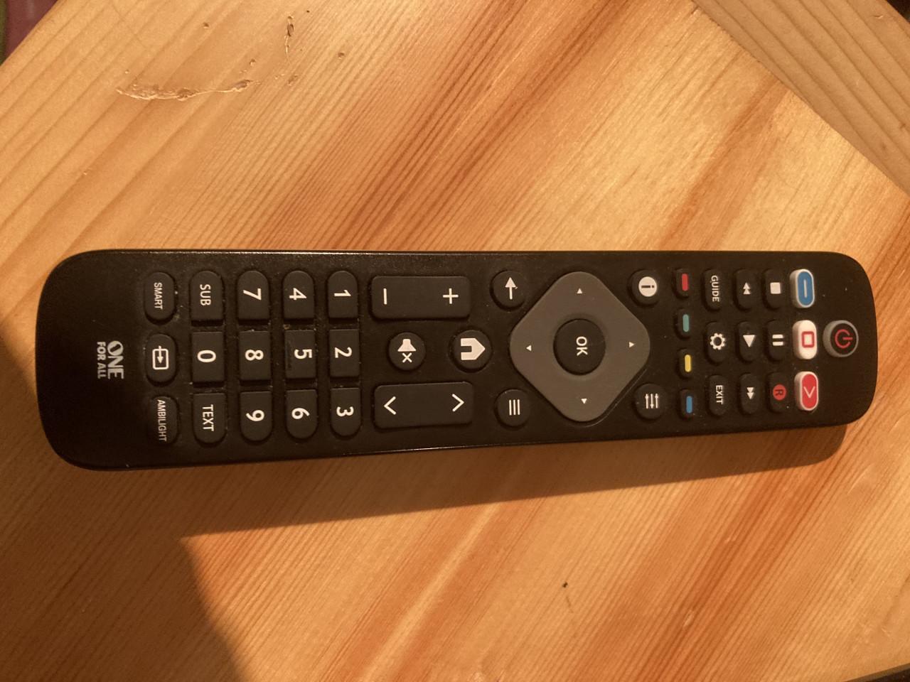 Philips 32 PFL4208H/12 HD smart tv met Ci+module en Delta kaart