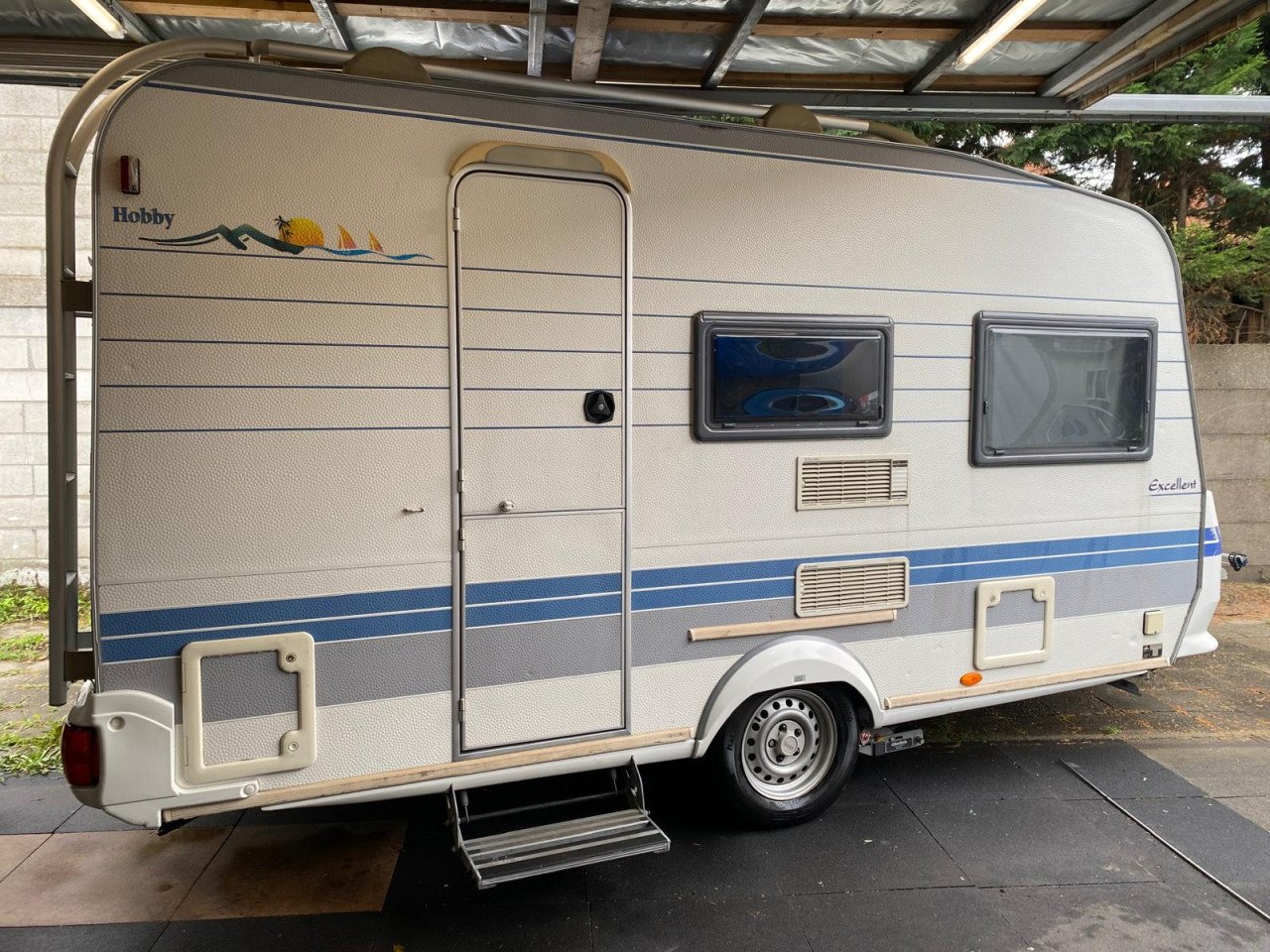 Caravan Hobby 400 SF | 2000 | 4 personen | Veel extra’s |