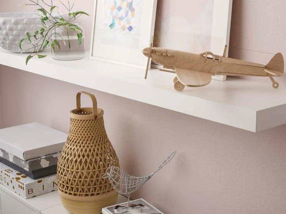 Wandplank IKEA wit 190x26x5 cm.