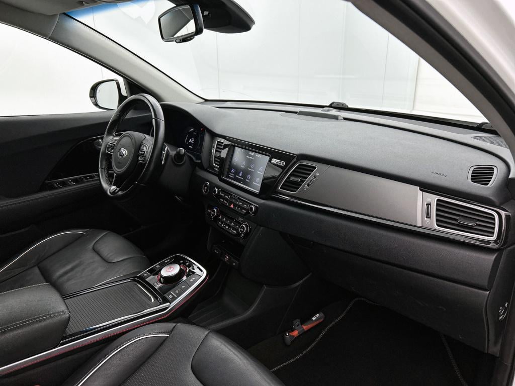 Kia E-niro executiveline 64 kwh fietsendragerbeugel | stoel/stuurwielverwar