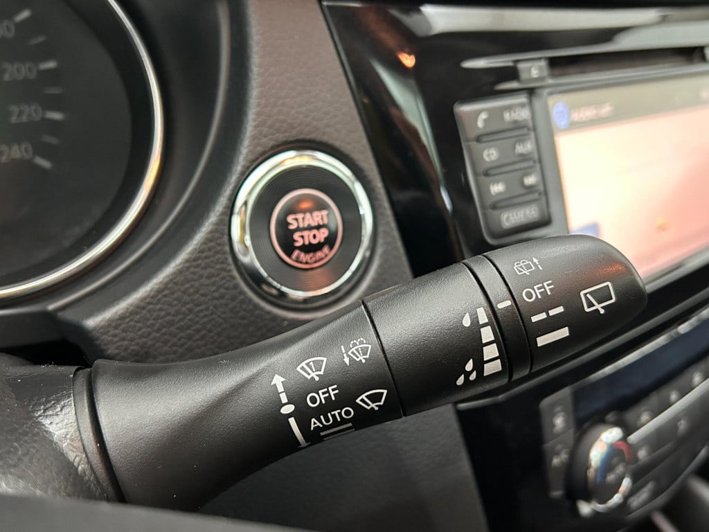 Nissan Qashqai occasion 1.2 connect edition | tweedehands nissan qashqai | 