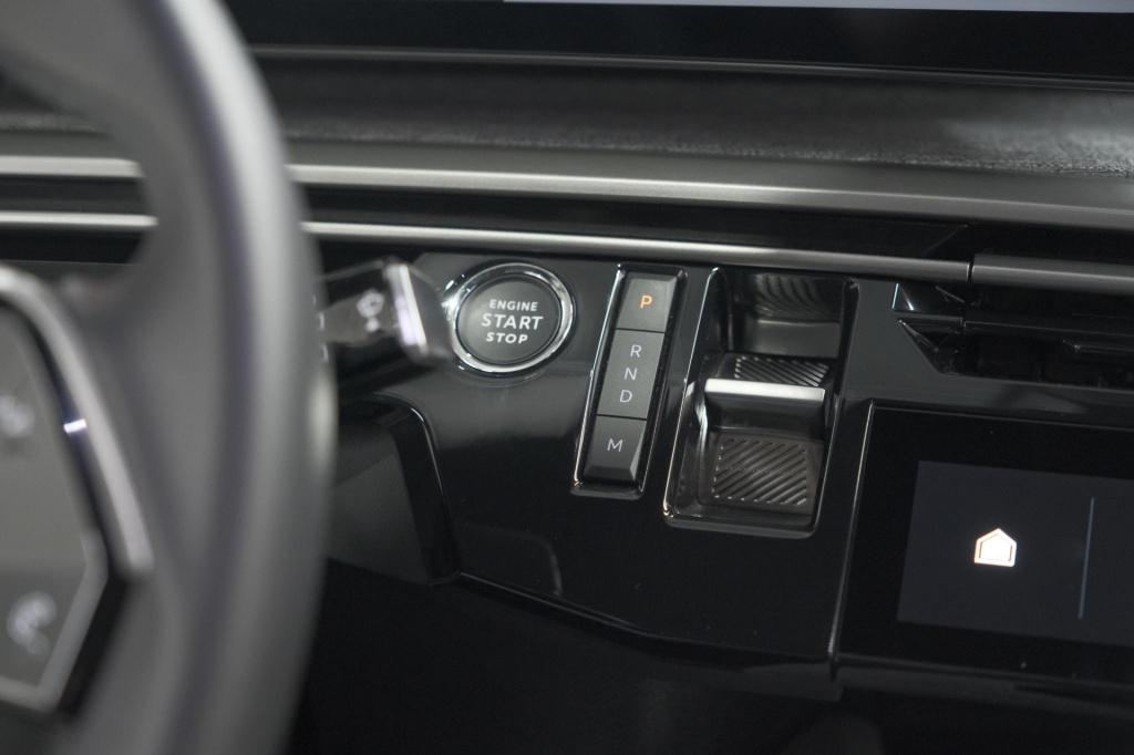 Peugeot 5008 1.2 hybrid 136 e-dcs6 allure | 7 zitplaatsen | camera | stoelv