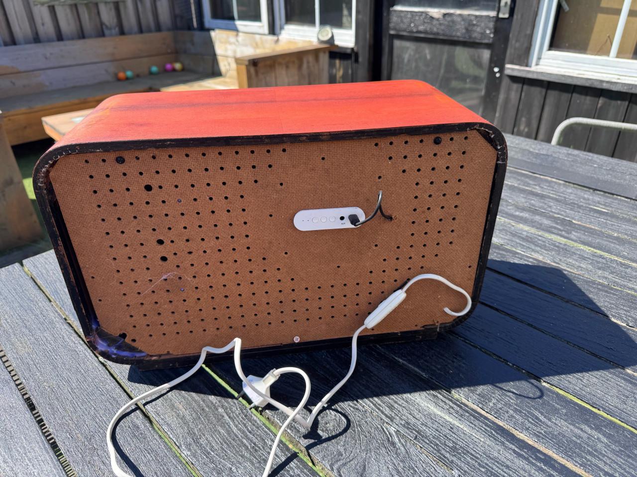 Vintage BUIZENRADIO met Bluetooth