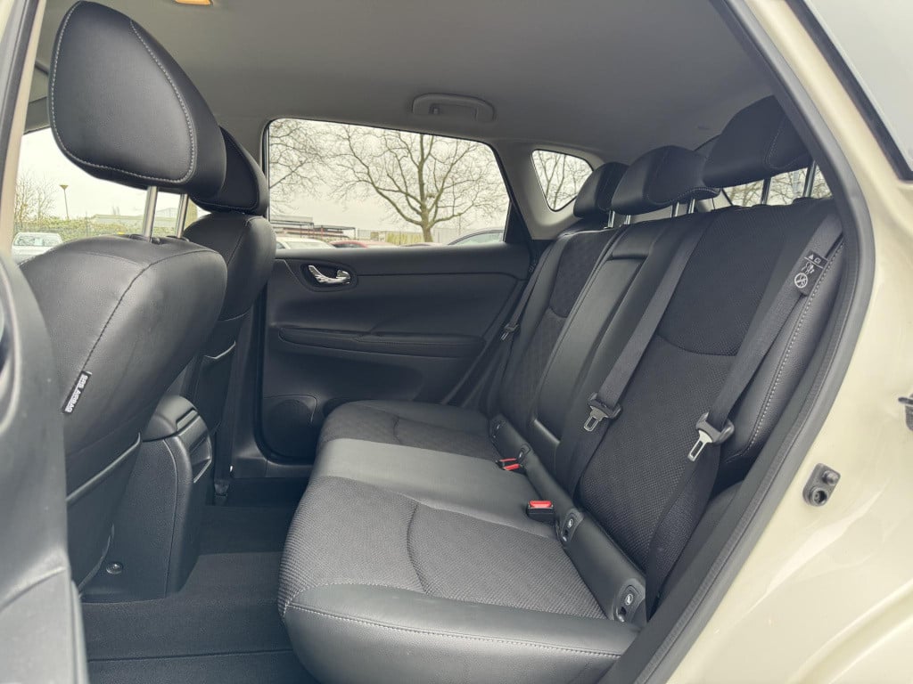 Nissan Pulsar 1.2 dig-t n-connecta | navigatie | camera | keyless entry | c