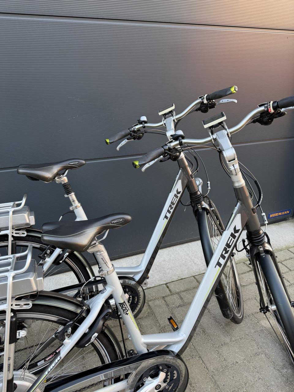 Prachtige set Trek T600+ elektrische fietsen 400WH