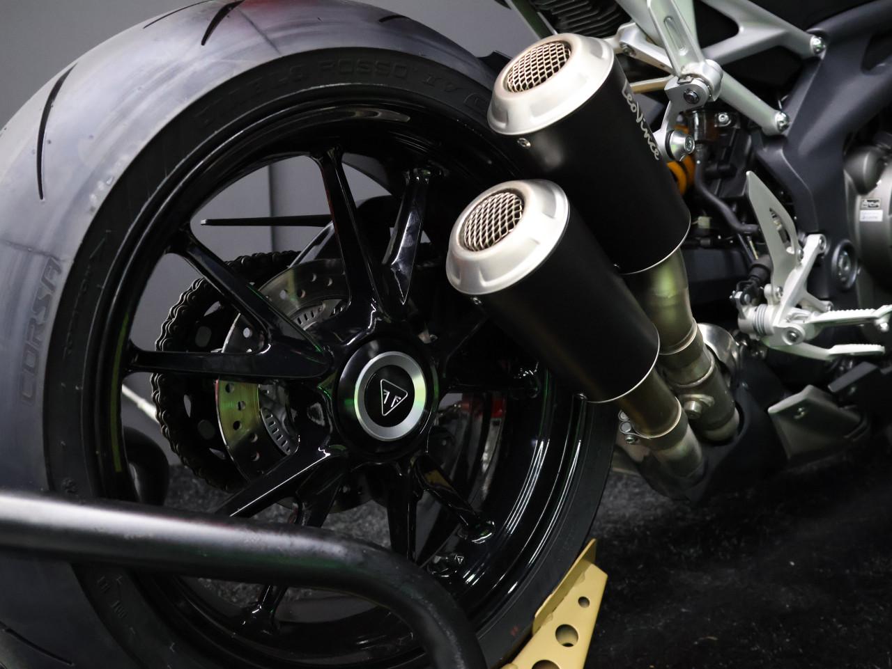 SPEED TRIPLE 1200 RS | Leovince