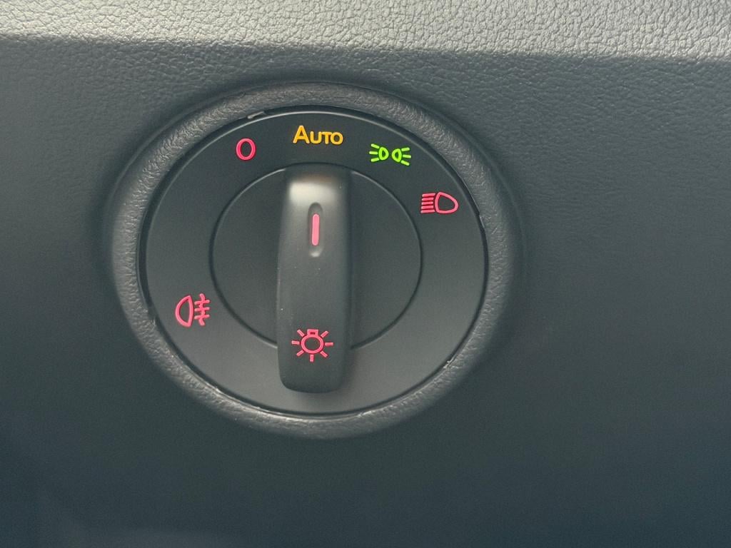 Volkswagen UP! 1.0 5-deurs | camera | cruise | airco | bluetooth | pdc | ri