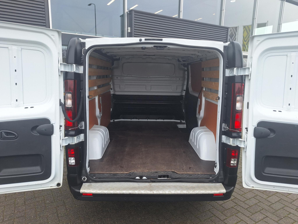 Renault Trafic 1.6 dci t27 l1h1 comfort navi, airco, cruise control, 3-zits