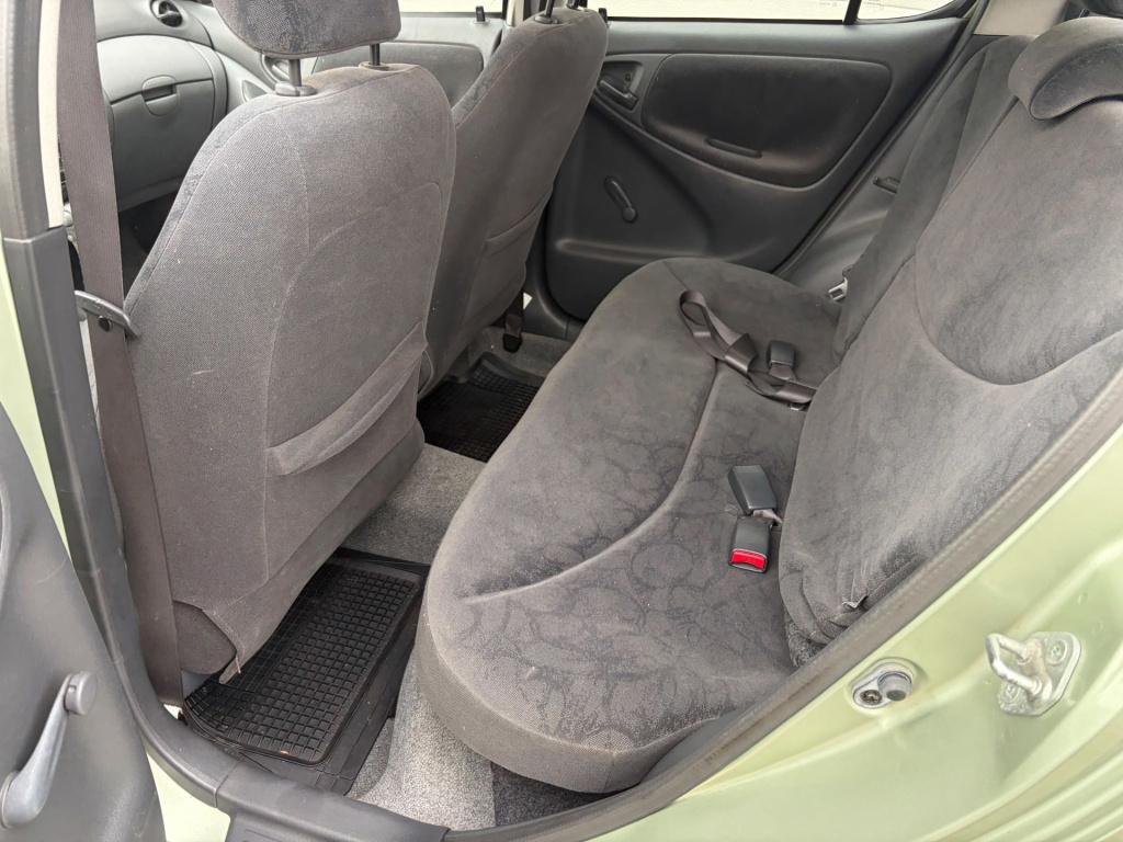 Toyota Yaris 1.3-16v vvt-i sol/automaat/94.000 nap/airco/