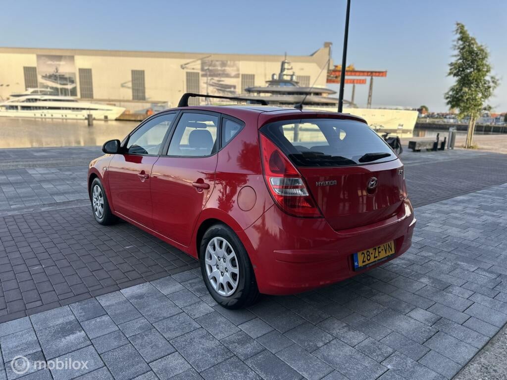 Hyundai i30 1.6i Dynamic Airco Cruise kmst157.649 Nap BJ2008