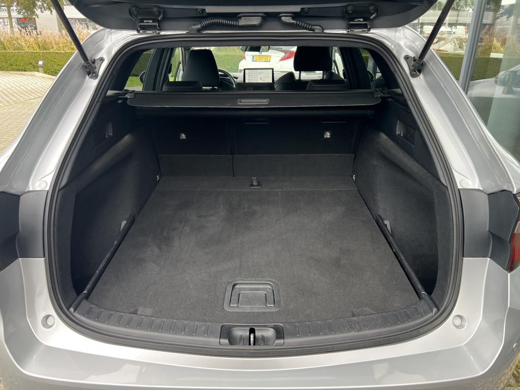 Toyota Corolla Touring Sports hybrid 140 dynamic