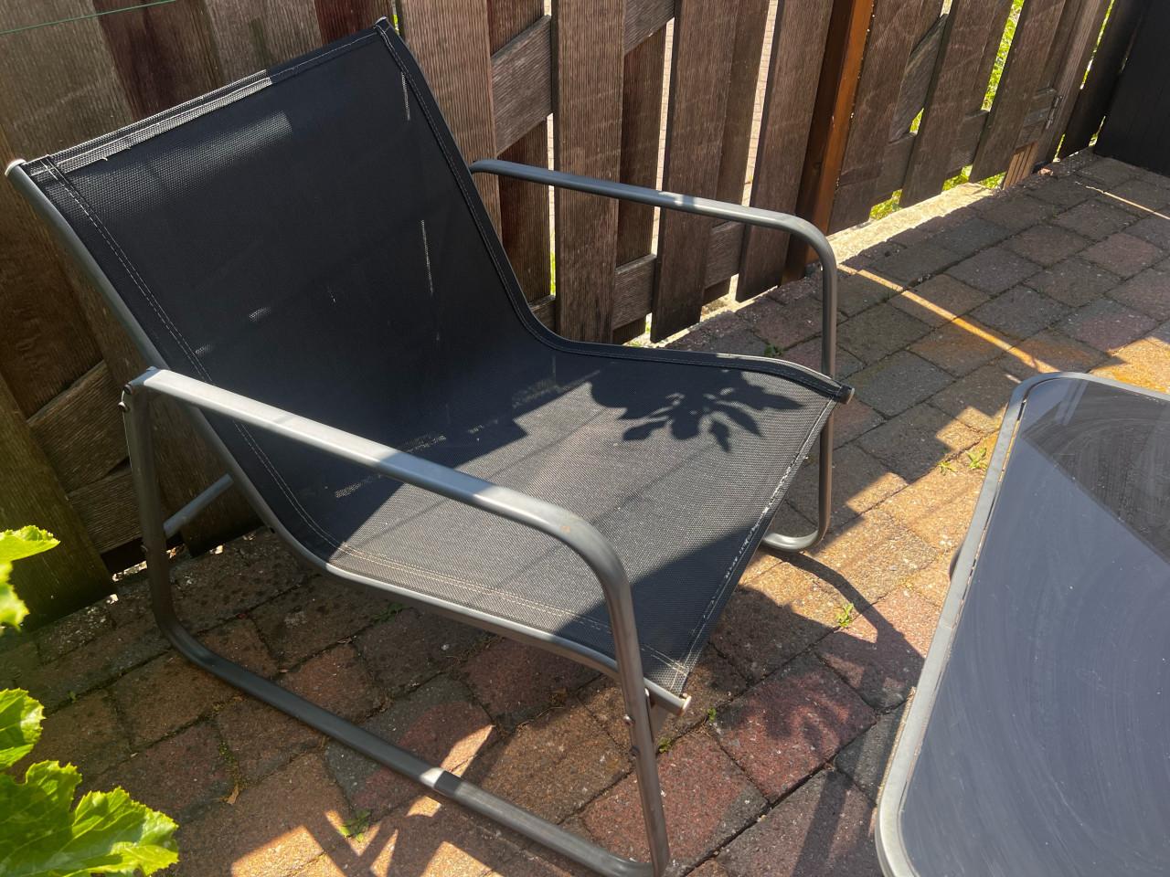 Tuinstoel met tafel