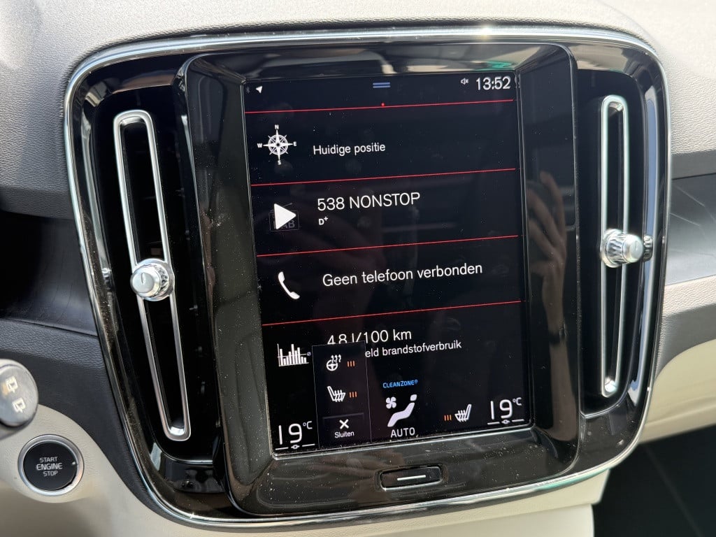 Volvo XC40 t4 211pk recharge ultimate dark| full options !!