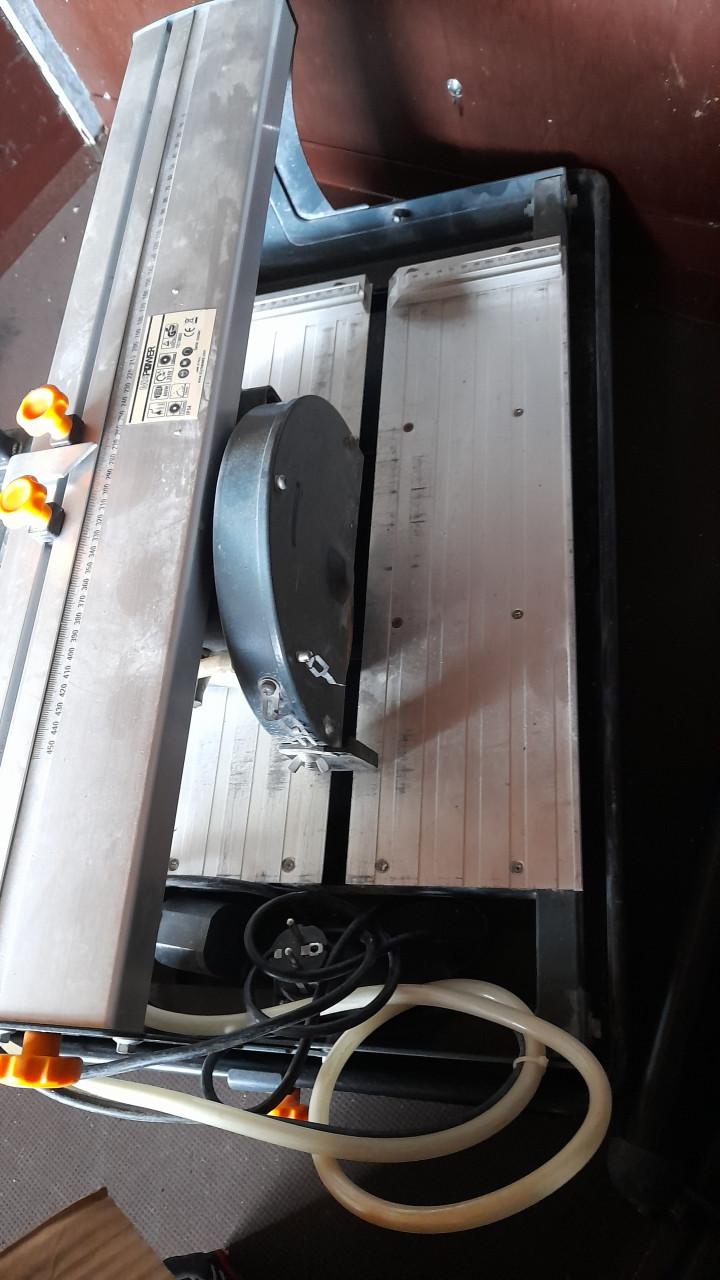 Watergekoelde Zaagtafel