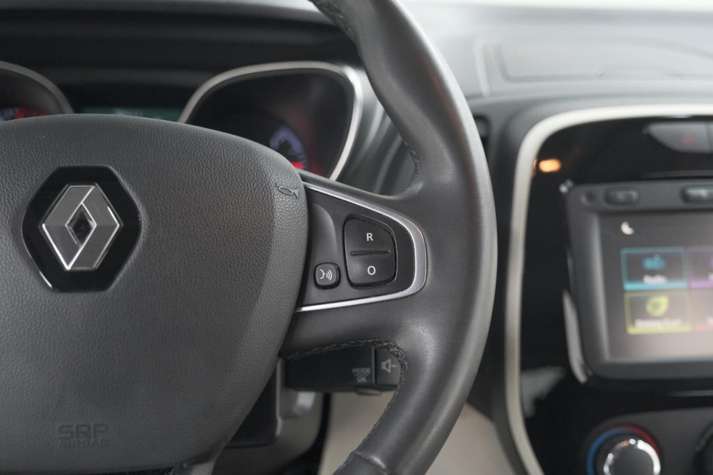 Renault Captur tce 90 zen | trekhaak | camera | navigatie | parkeersensoren