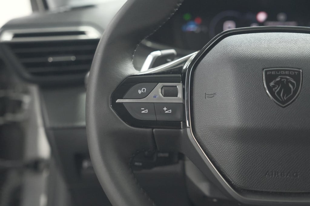 Peugeot 208 hybrid 100 e-dcs6 allure | camera | adaptieve cruise control | 