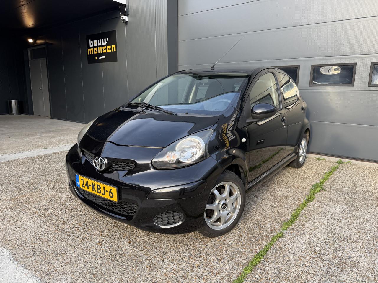 Toyota Aygo 1.0 12V Automaat 5DRS 2009 Zwart Airco Carplay Apk